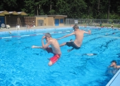 lets-swim-2012-kick